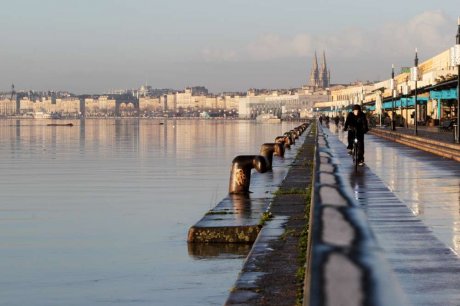 Garonne à Bordeaux au reflux. 